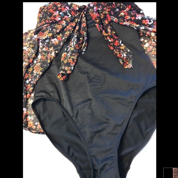 NWT Lauren Ralph Lauren Ditzy Floral Bandeau One Piece Swimsuit [SZ‎ 6 ] - Picture 4 of 8